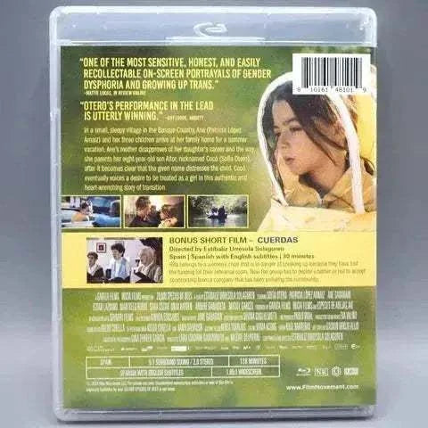 Film Movement - 20,000 Species of Bees Blu-Ray w/ Slipcover - Image 6